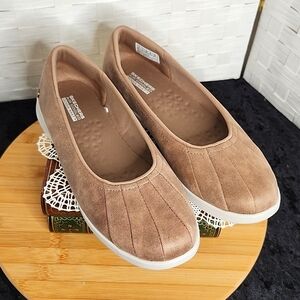 👉*SKECHERS* ON THE GO BROWN SLIP-ON FLAT SHOES ~SIZE: 8 ~AIR-COOLED GOGA MAT